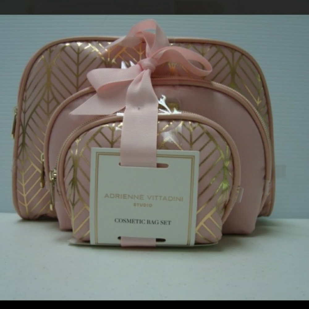 Cosmetic bag